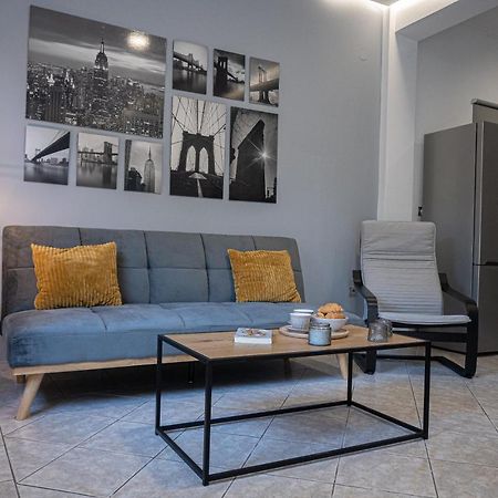 Thalia Apartments Kalamata Exterior foto